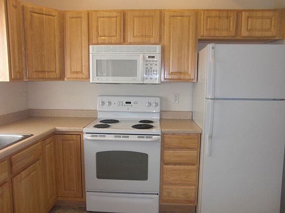 3rd image of 5051 W Slate St