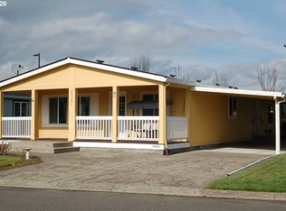 33321 Royal Dr #17, Scappoose, OR 97056