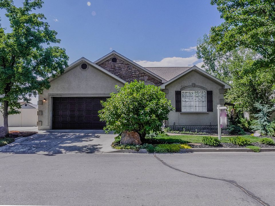 1st image of 1161 N Regent Ct W