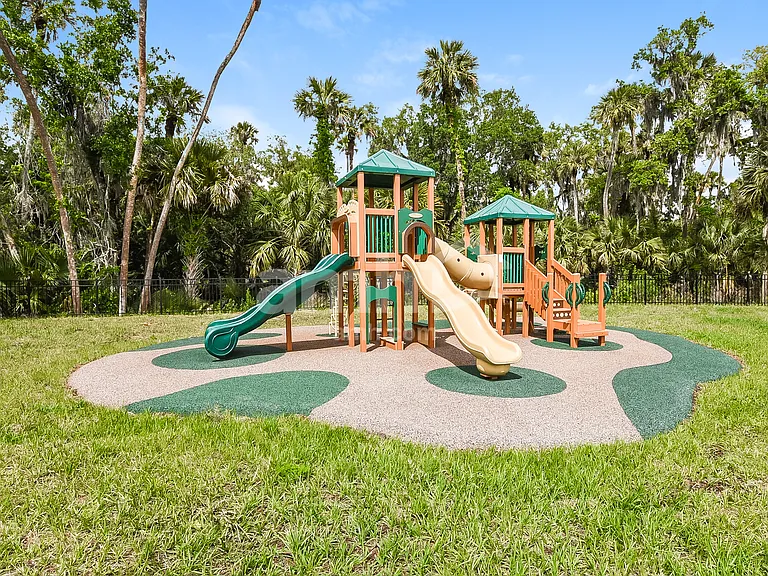 1550 Blue Nile Point — Photo 21