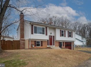 5710 Sailstone Ln, Woodbridge, VA 22193