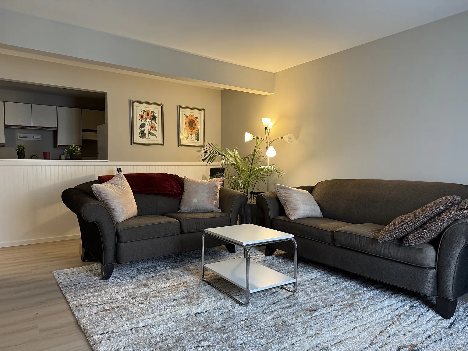 1 bed, 670 sqft, $1,350 — Photo 2