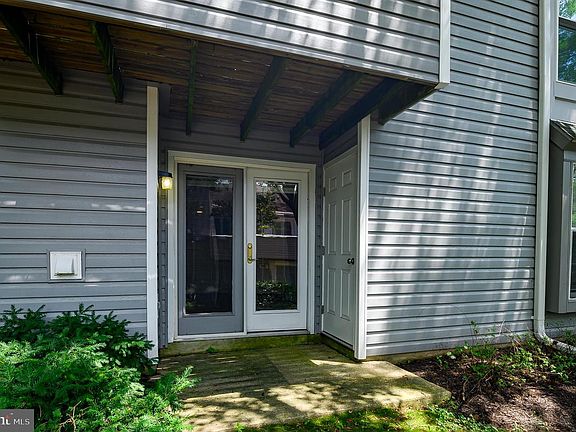 4th image of 3925 Greencastle Rd APT 101