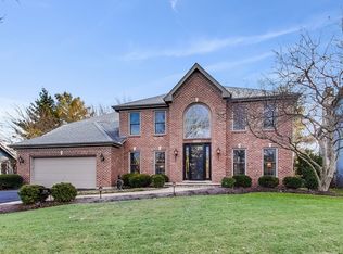 2116 Primrose Ln, Naperville, IL 60565