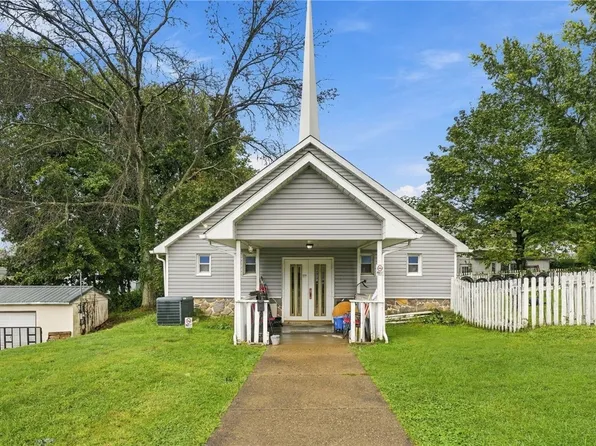 1415 Strawn Ave, New Kensington, PA 15068