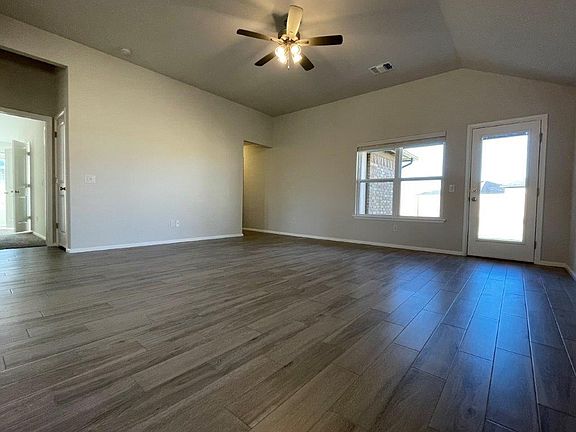 4th image of 18605 Caballero Dr