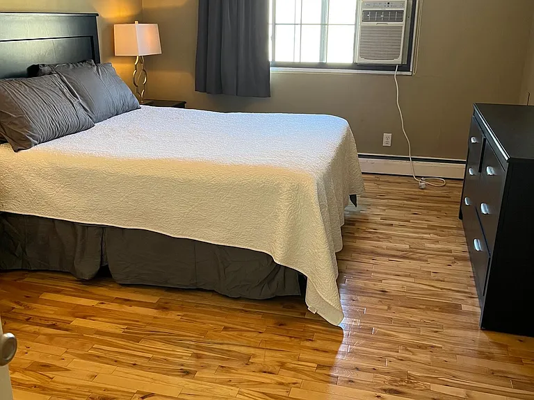 3019 Bryant Ave S #201 — Photo 7