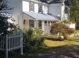 8463 Cumberland Rd, Springfield, WV 26763