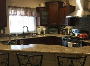 1170 W 20th St, San Pedro, CA 90731