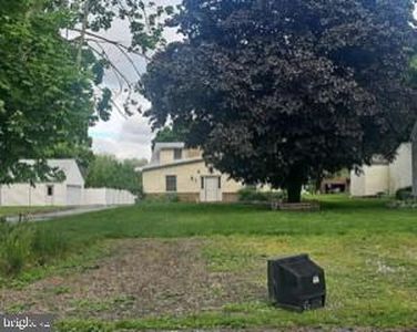 126 Lawn Rd, Palmyra, PA, 17078