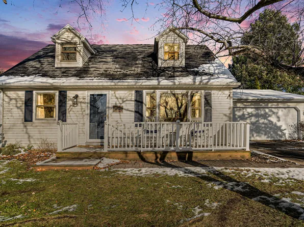 4212 Aspen Dr, Kalamazoo, MI 49006