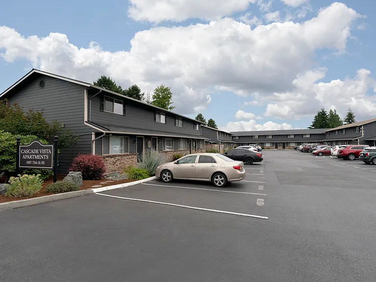 Cascade Vista — Photo 39