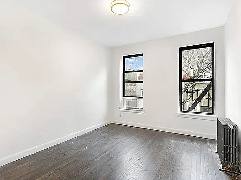 2nd image of 119 E 96th St APT 19