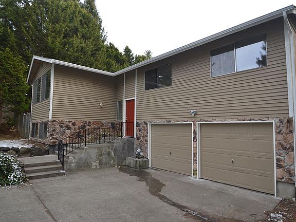 2nd image of 3518 221st St E