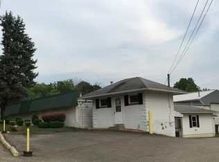 700 Old State Rd, Apollo, PA 15613