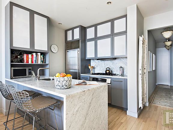 2nd image of 210 Lafayette St APT 6D