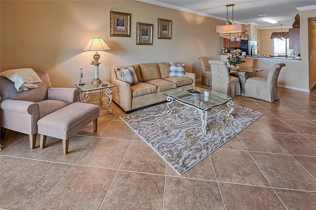 2 bed, 2.0 bath, 1122 sqft, $7,000 — Photo 1