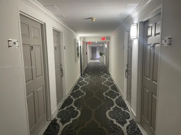 10350 W Bay Harbor Dr, Bay Harbor Islands, FL