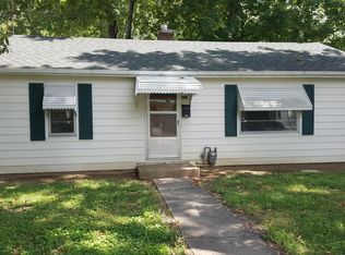 406 N Beaucoup St, Pinckneyville, IL 62274