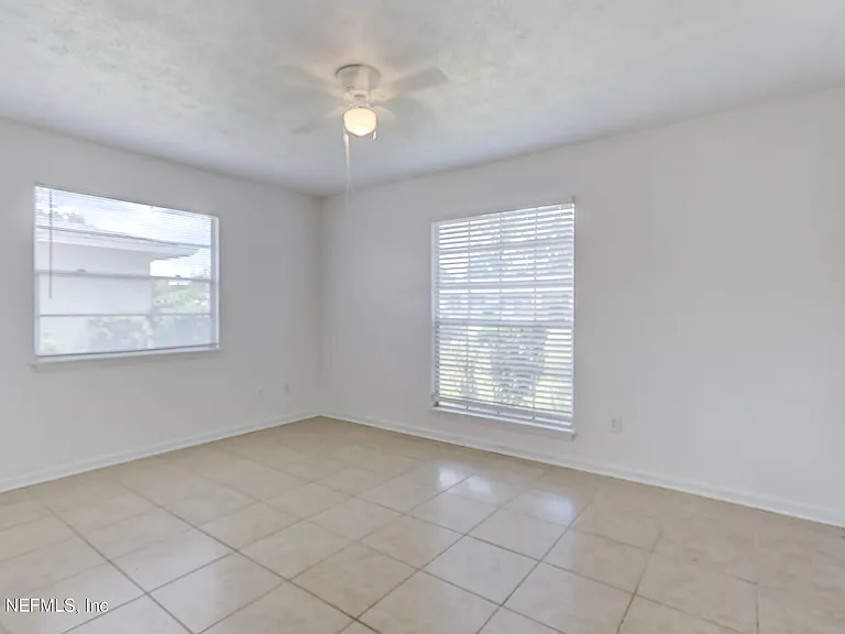 166 Vanderford Rd W — Photo 31