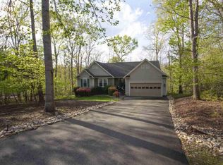 26 Mecanop Ct, Palmyra, VA 22963