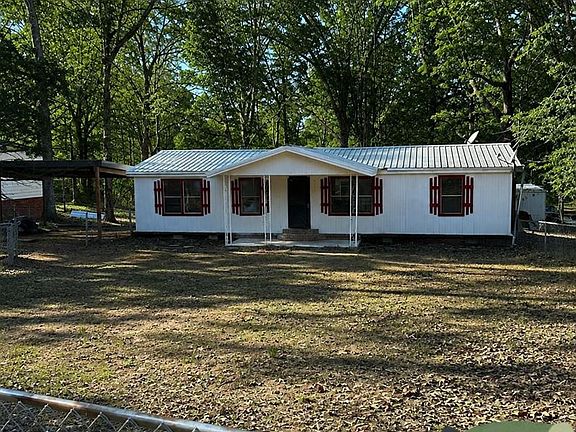 3rd image of 219 Robin Rd