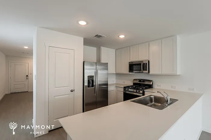 2408 Shady Grv — Photo 8