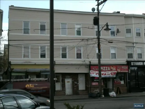 664 River St #668, Paterson, NJ 07524