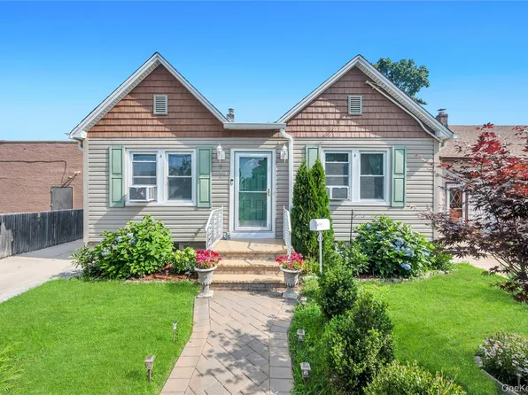 717 N William Street, Baldwin, NY 11510