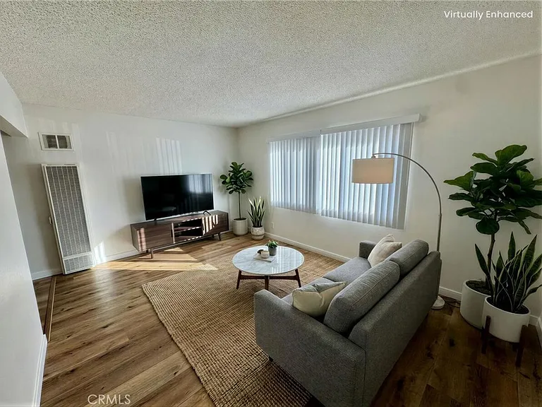 1114 N Mayfair Ave #D — Photo 3
