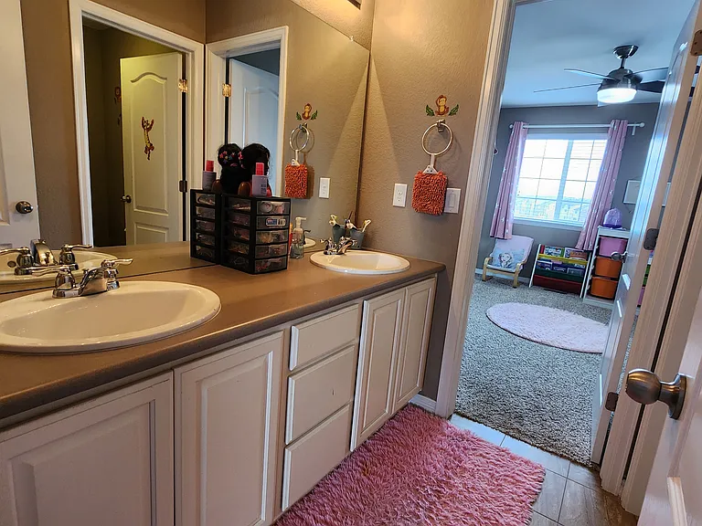 8314 Grasslands Way — Photo 25