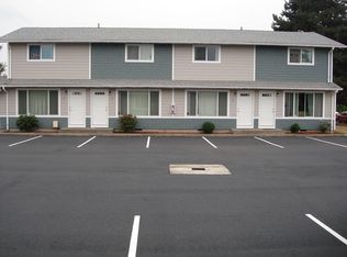195 S 9th St APT 3, Lebanon, OR 97355