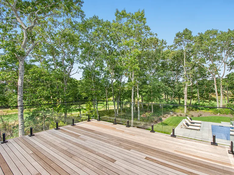 Fairway Ct — Photo 25