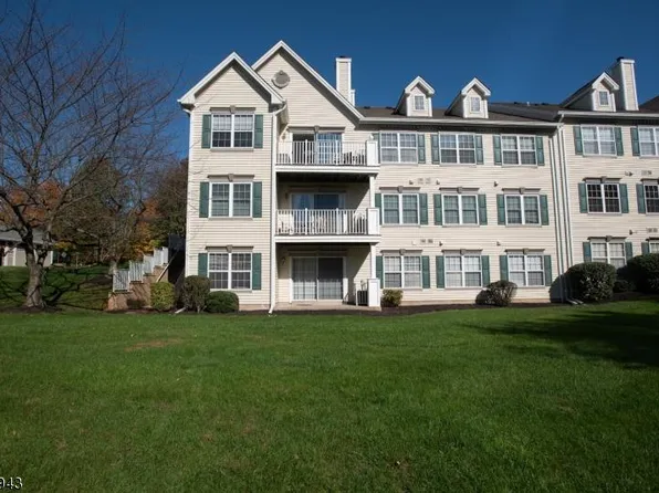 508 Azalea Ter, Branchburg, NJ 08876