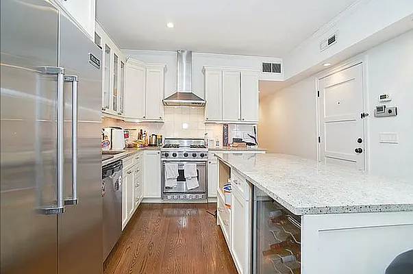 Rented by Living New York | media 9