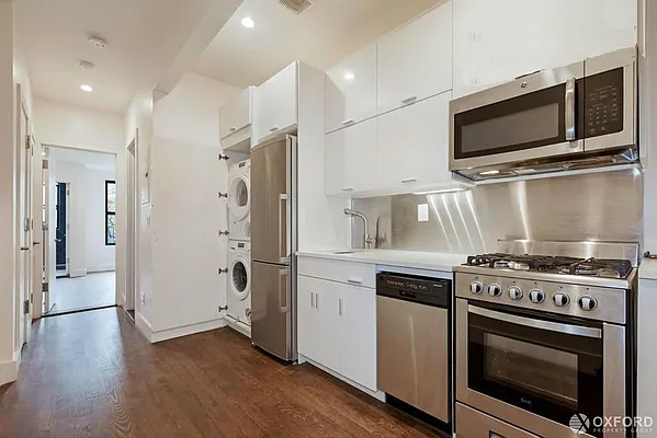 Rented by Oxford Property Group | media 29