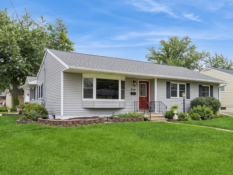 1st image of 634 Grant Wood Dr SE