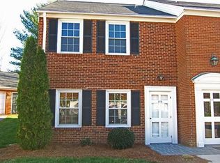 372 Hanover Arms Ct, Winston Salem, NC 27104