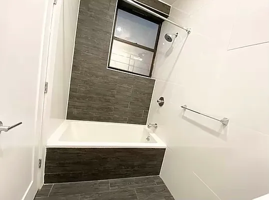 Rented by EastMount Realty LLC | media 28