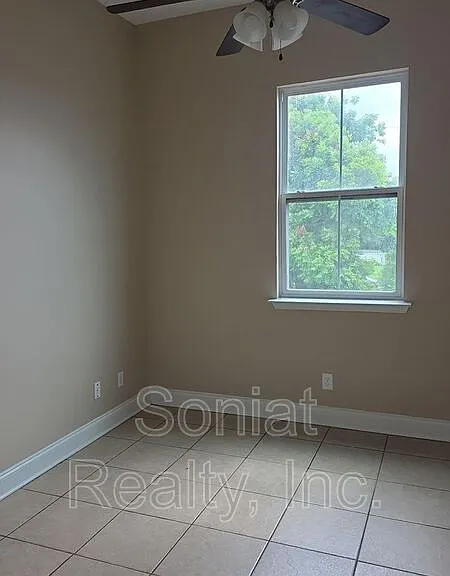1922B Industry St — Photo 5