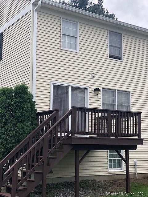 2nd image of 94 Clearview Ct #94