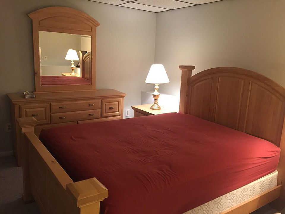 2nd image of 32 Philomena Ave