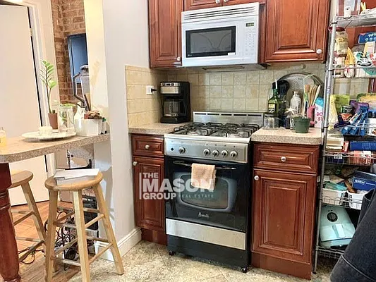 Rented by Mason Group LLC | media 7