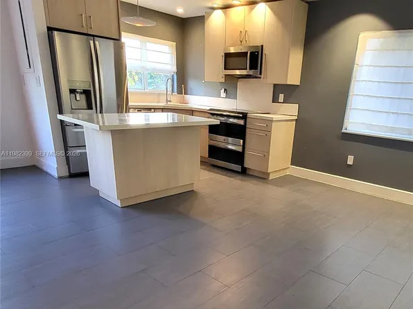 13881 NE 2nd Ct #C6, Miami, FL 33161