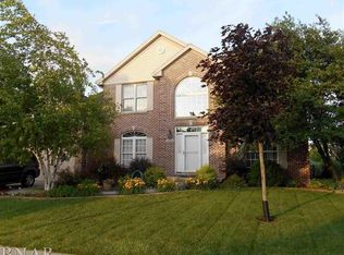 2011 Gailey Ln, Bloomington, IL 61704