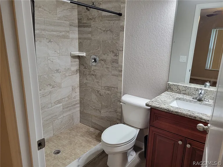 9503 N Travis Dr — Photo 9