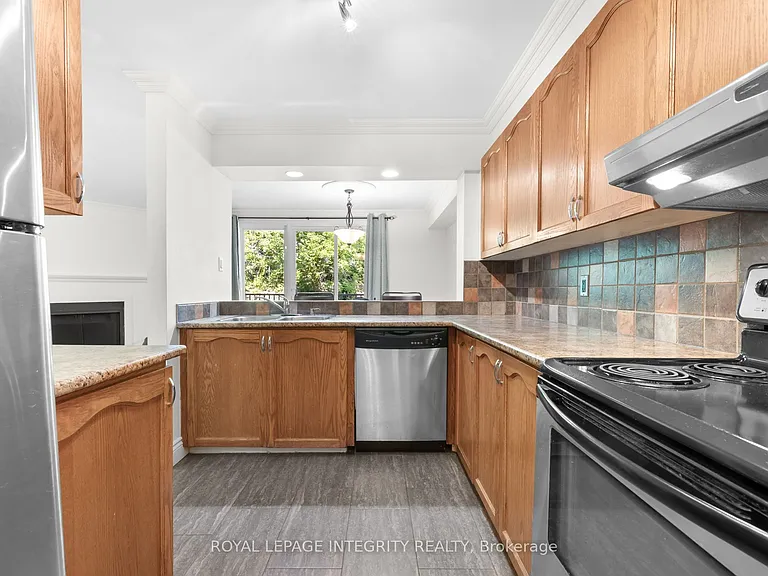 1589 Saint Bernard St #503 — Photo 19