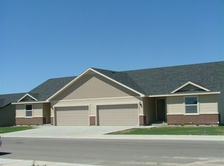 2988/2990 Sapphire Dr, Twin Falls, ID 83301