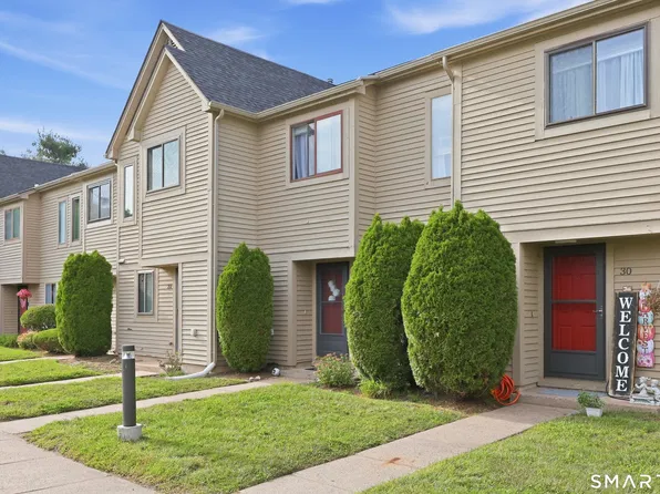 195 Village Square Drive #29, New Britain, CT 06053