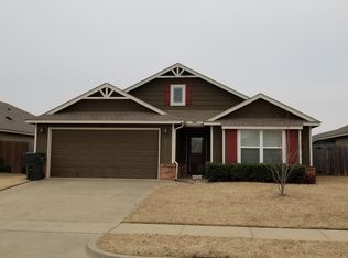 11010 N 117th Pl E, Owasso, OK 74055